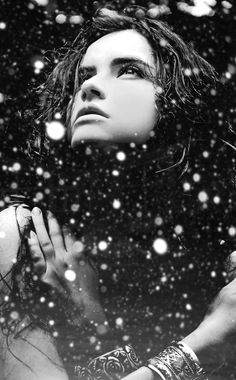 lady in snow by night