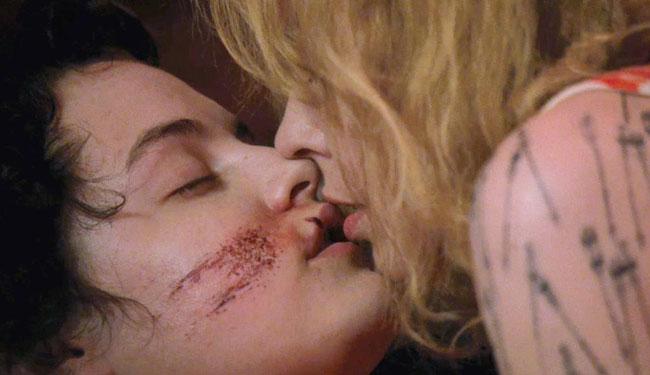 kylie_minogue_kisses_riley_keough_granddaughter_of_elvis_presley_in_their_new_movie_jack_and_diane