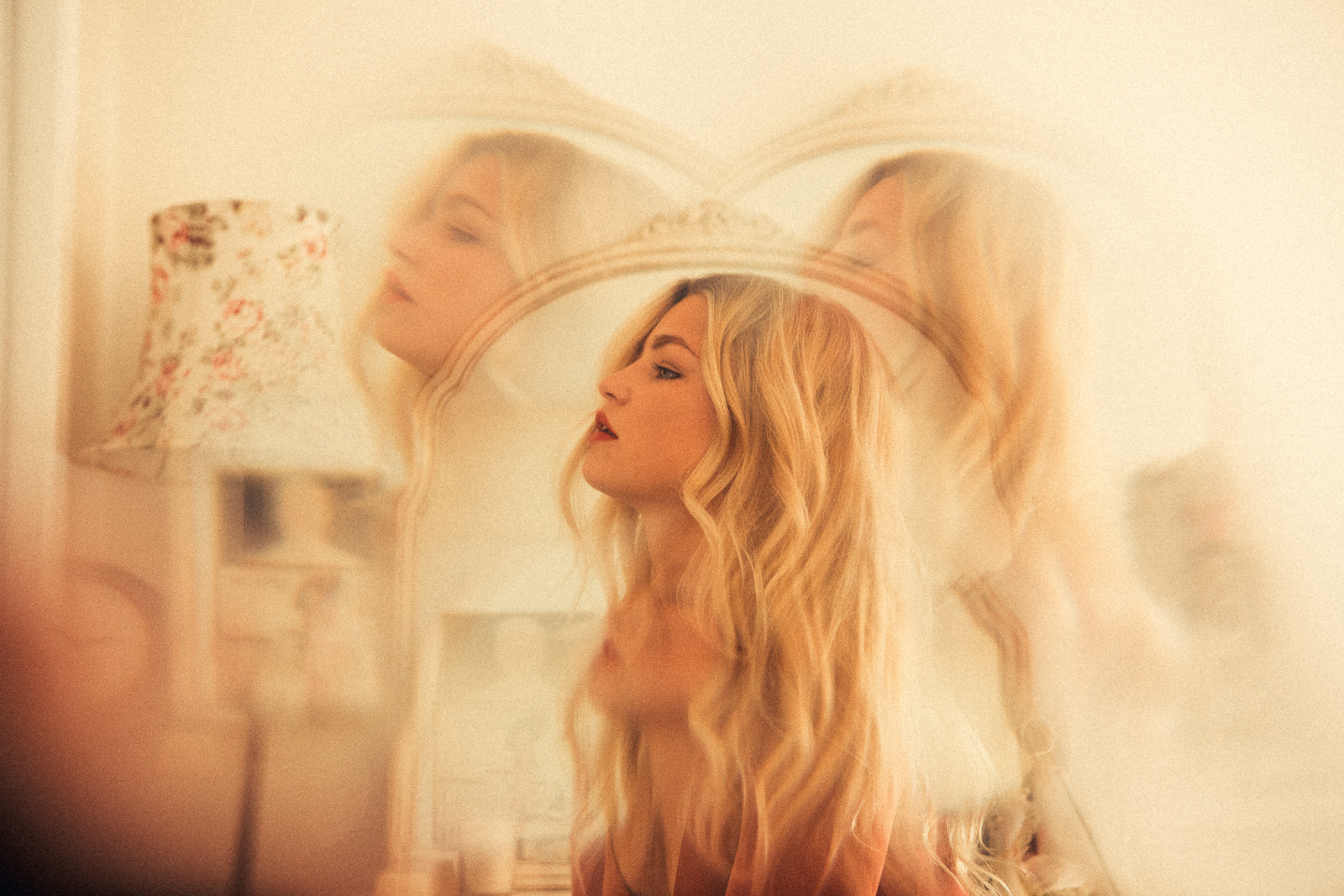 spell-girl-as-smart-object-1