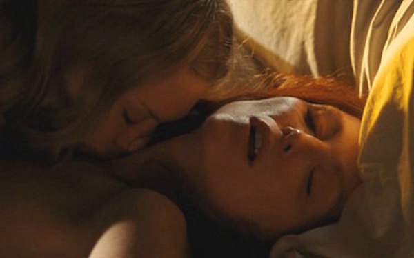 chloe julianne moore