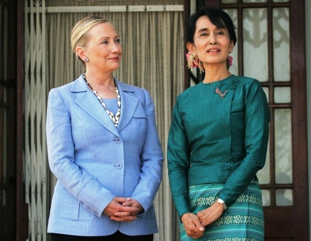 aung suu kyi and hillary clinton.jpg
