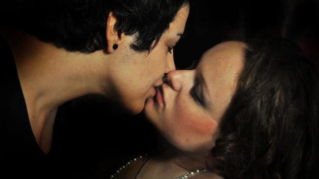 iranian lesbian kirana firouz