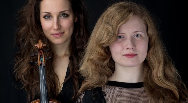 piano and violin duo emma and juliet