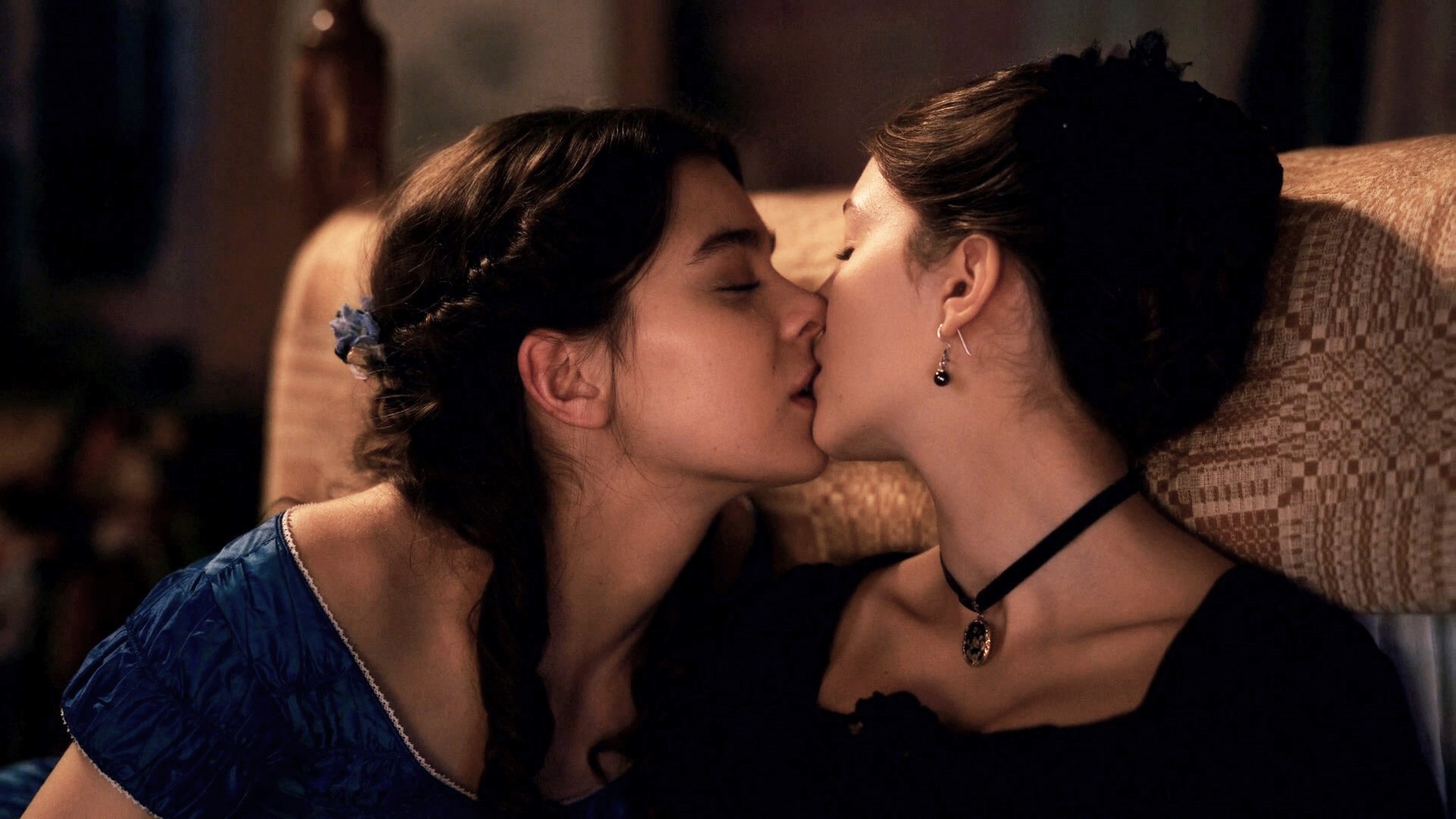 emily dickinson and sue kiss